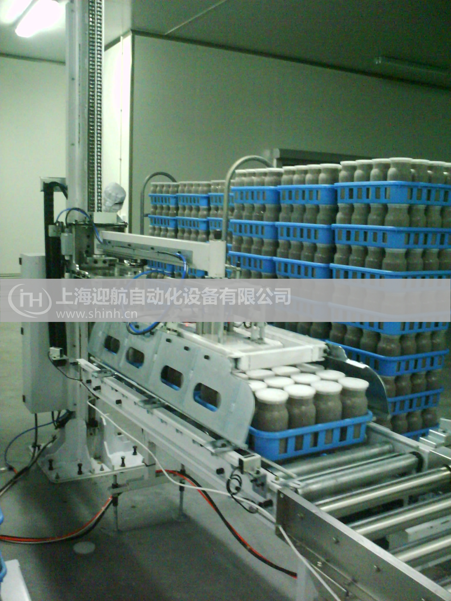 單立柱碼垛機(jī) 單立柱碼垛機(jī)